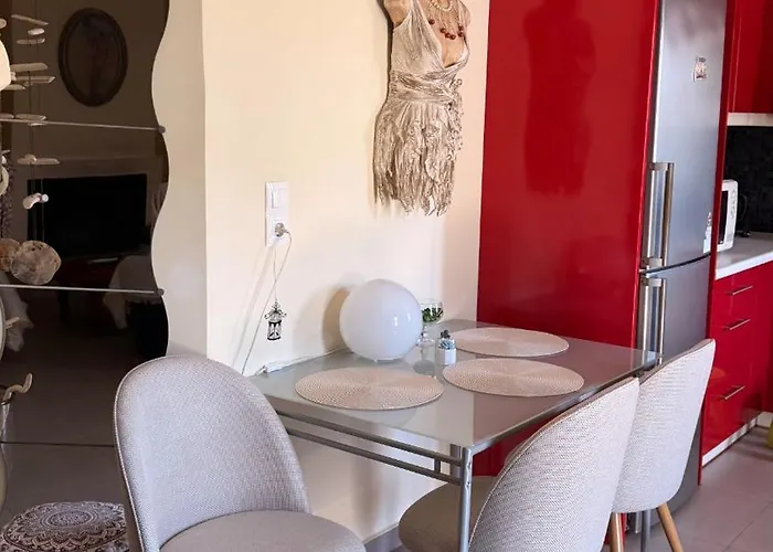 Beautiful And Comfortable By The Sea *